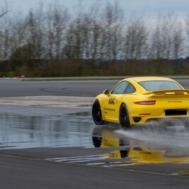 Pkw-Sportfahrer-Training