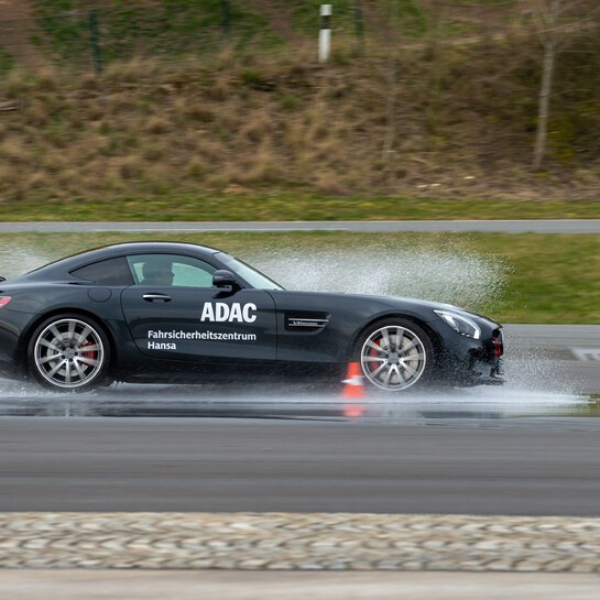 Pkw-Sportfahrer-Training